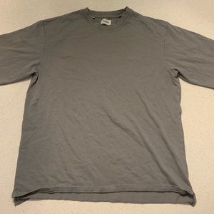 Over sized fit tee shirt perfect for a gym pump cover ( Hudson )